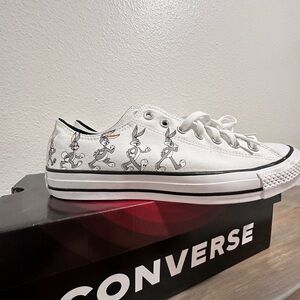Converse x Bugs Bunny Chuck Taylor All Star ox White 169226F NWB